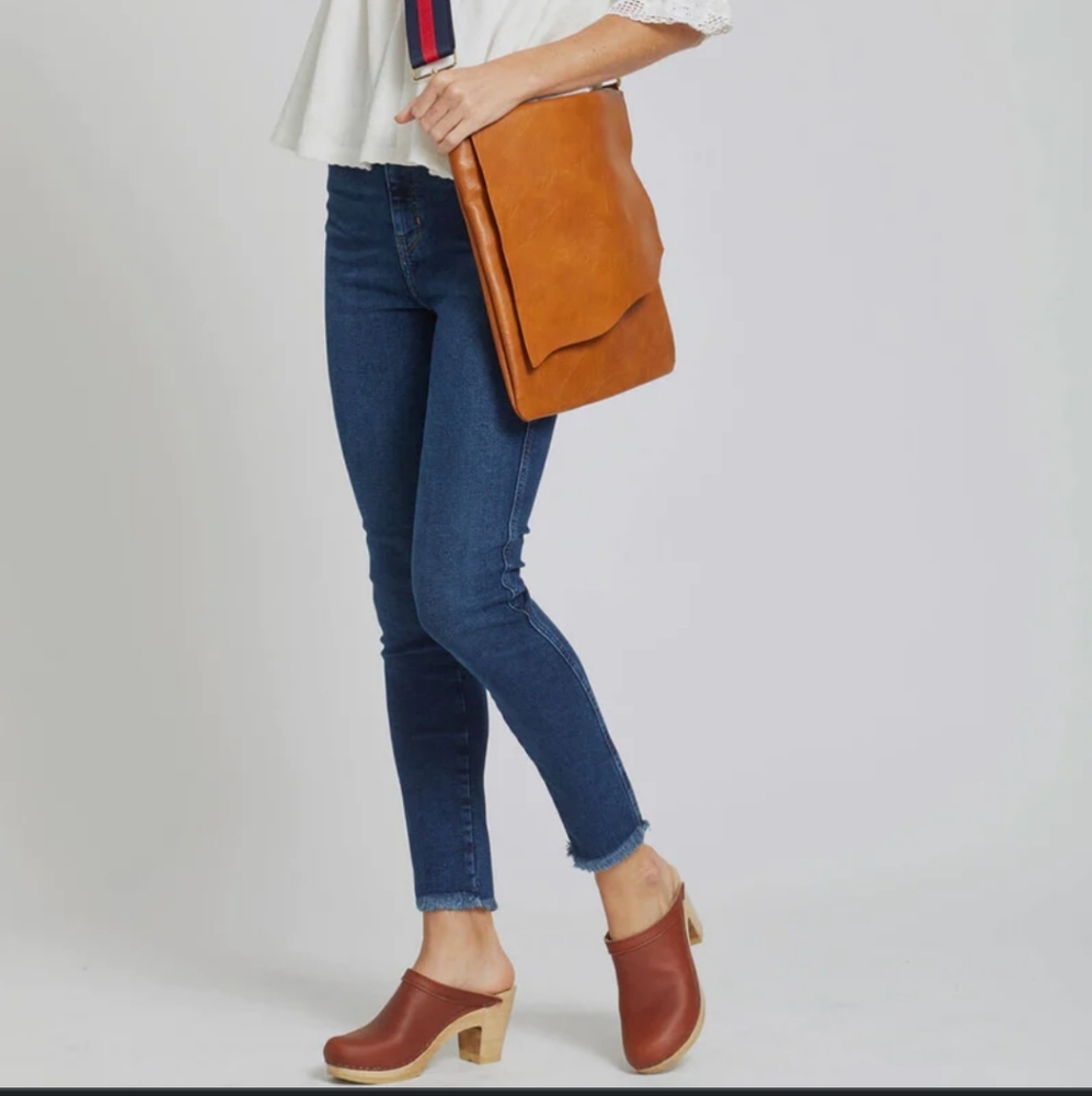 Social Threads Messenger Bag